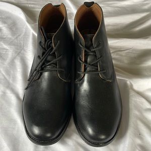 Kuru black men’s Aalto chukka style boot. Lace up. Size 11. Leather. New, no box